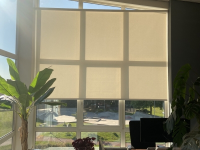 Rolgordijn bij Vogels BV in Putten