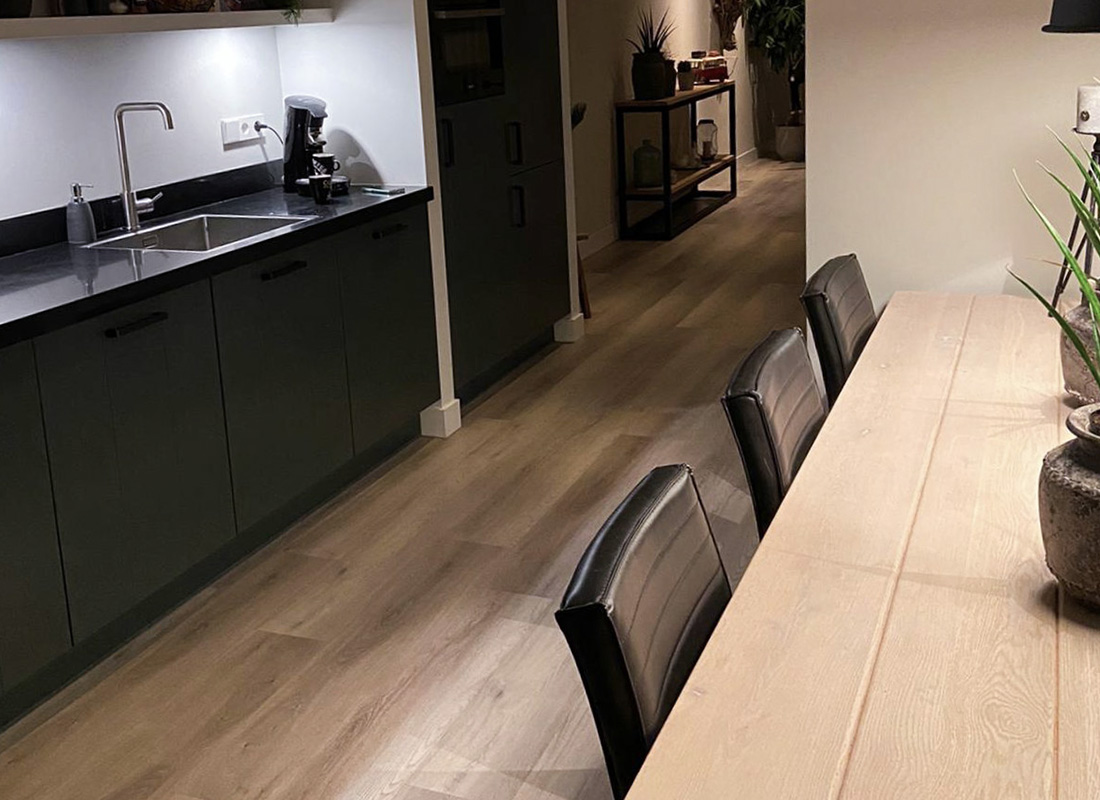 Vloer en raamdecoratie voor familie Gijzen