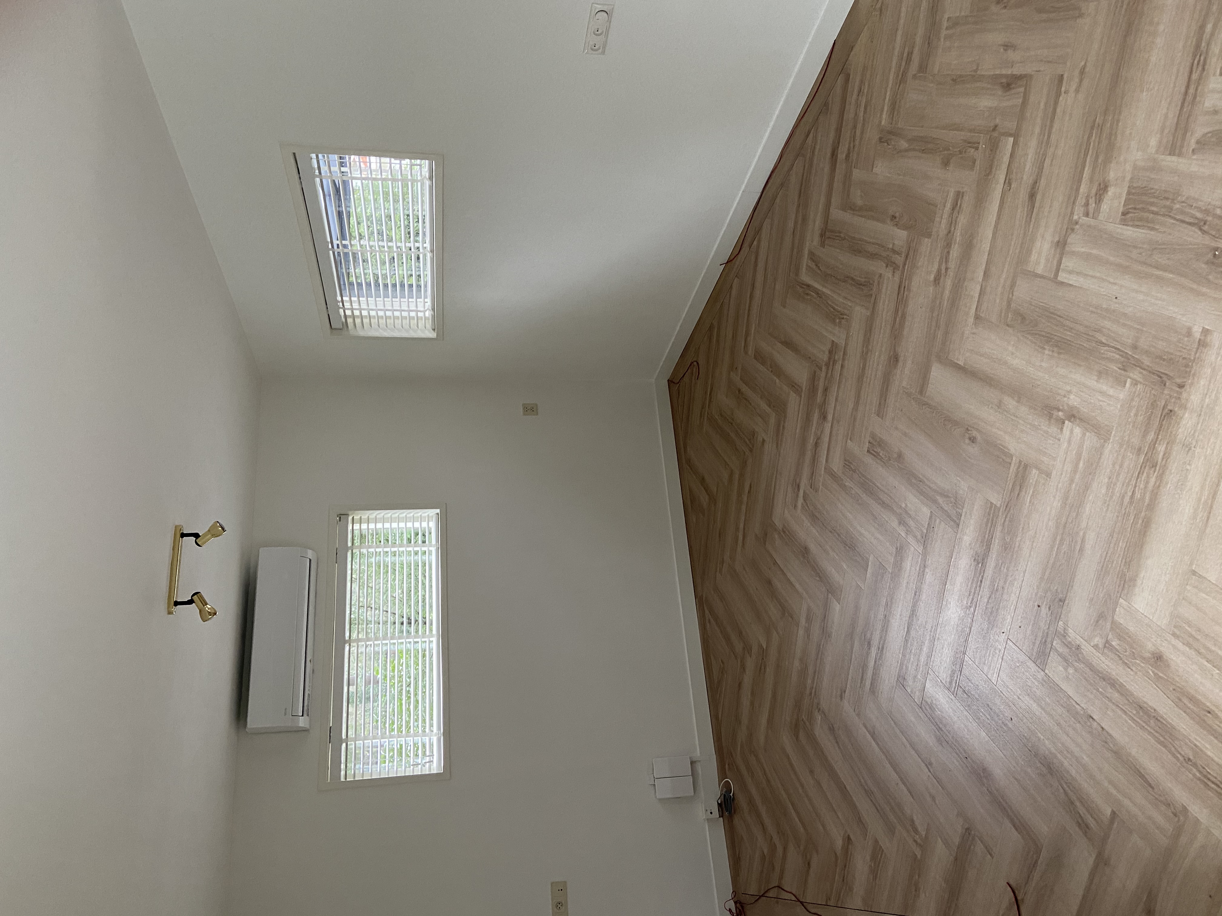 Vloer en tapijt en Raamdecoratie Fam Meerman