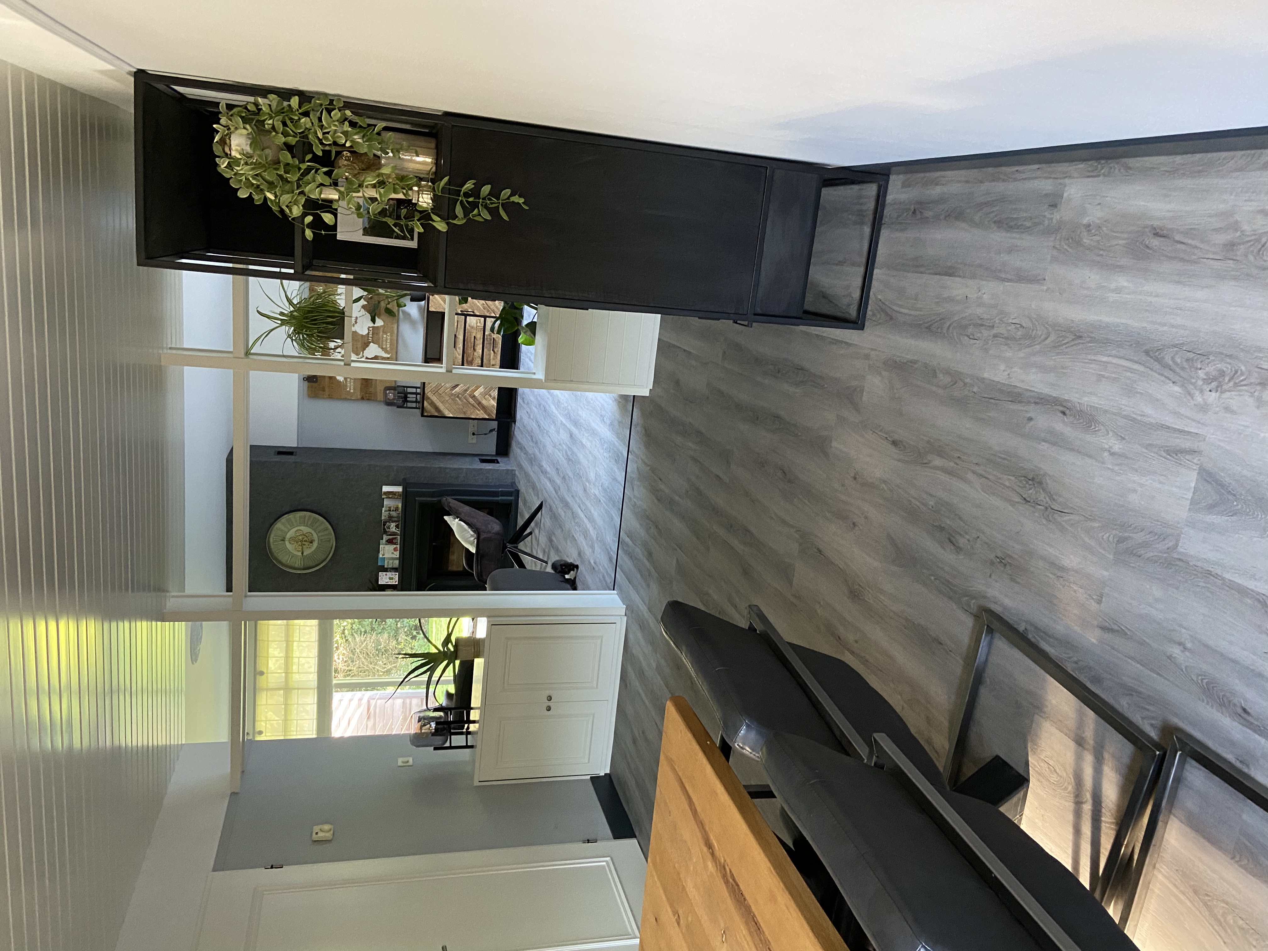 Mooie pvc vloer en tapijt mogen leggen bij Fam Ernsten