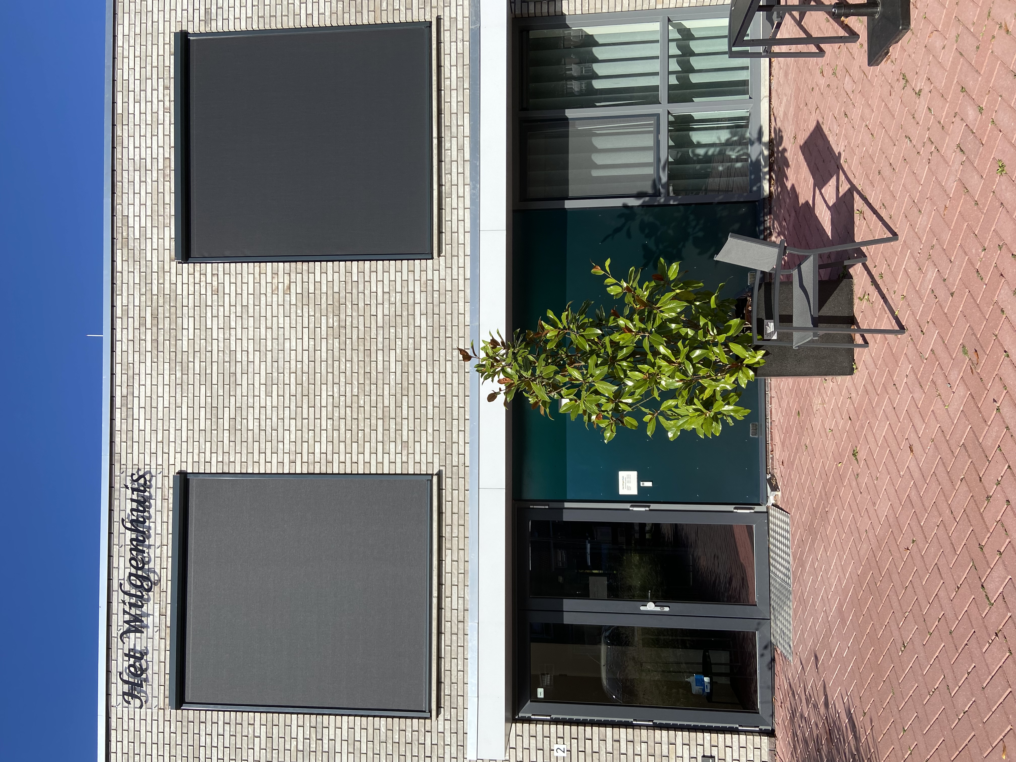 Zip screens gemonteerd bij Amado Zorg Dronten