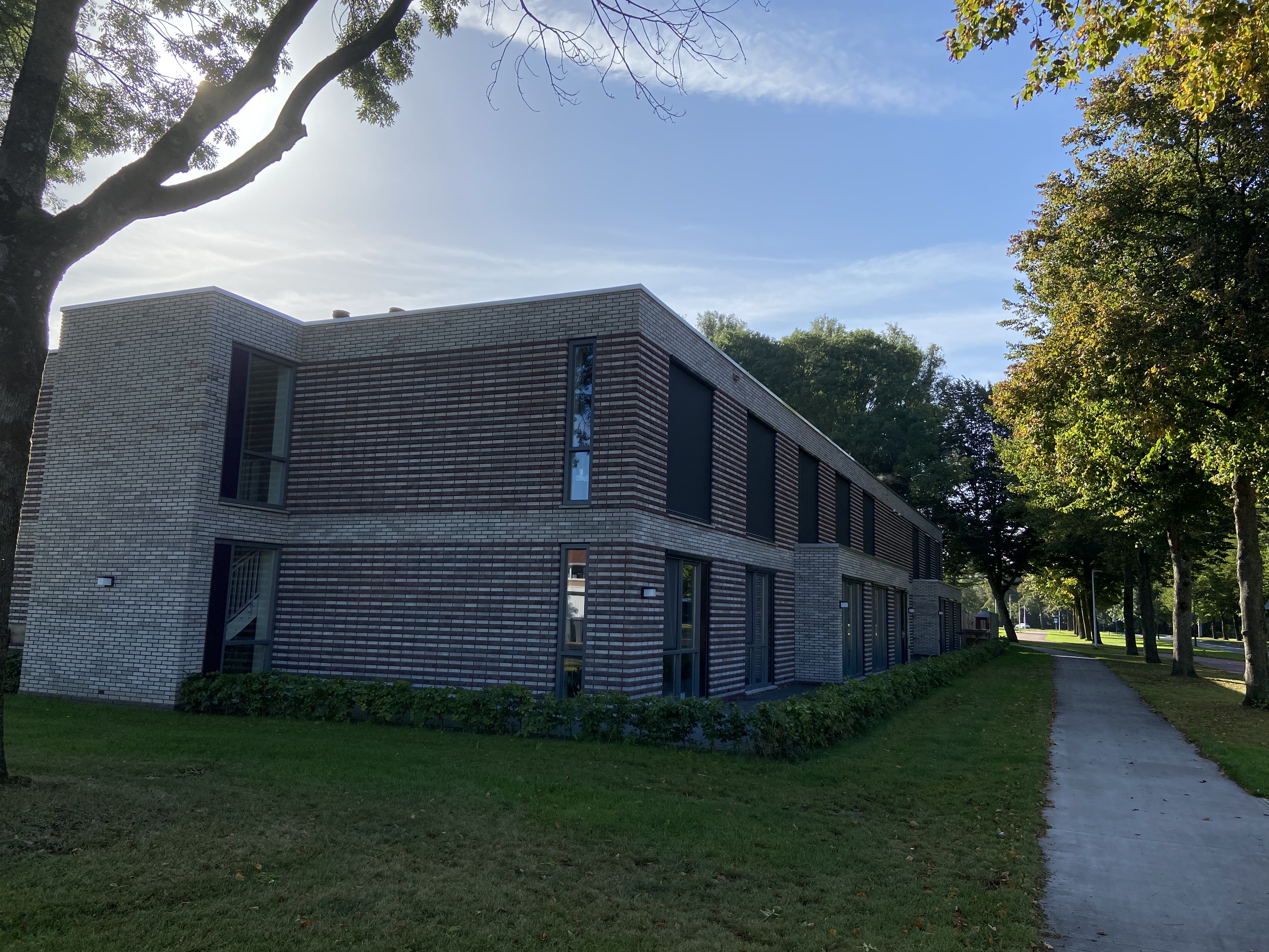 Zip screens gemonteerd bij Amado Zorg Dronten