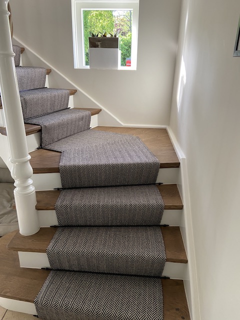 Hartley & Tissier traploper in Harderwijk