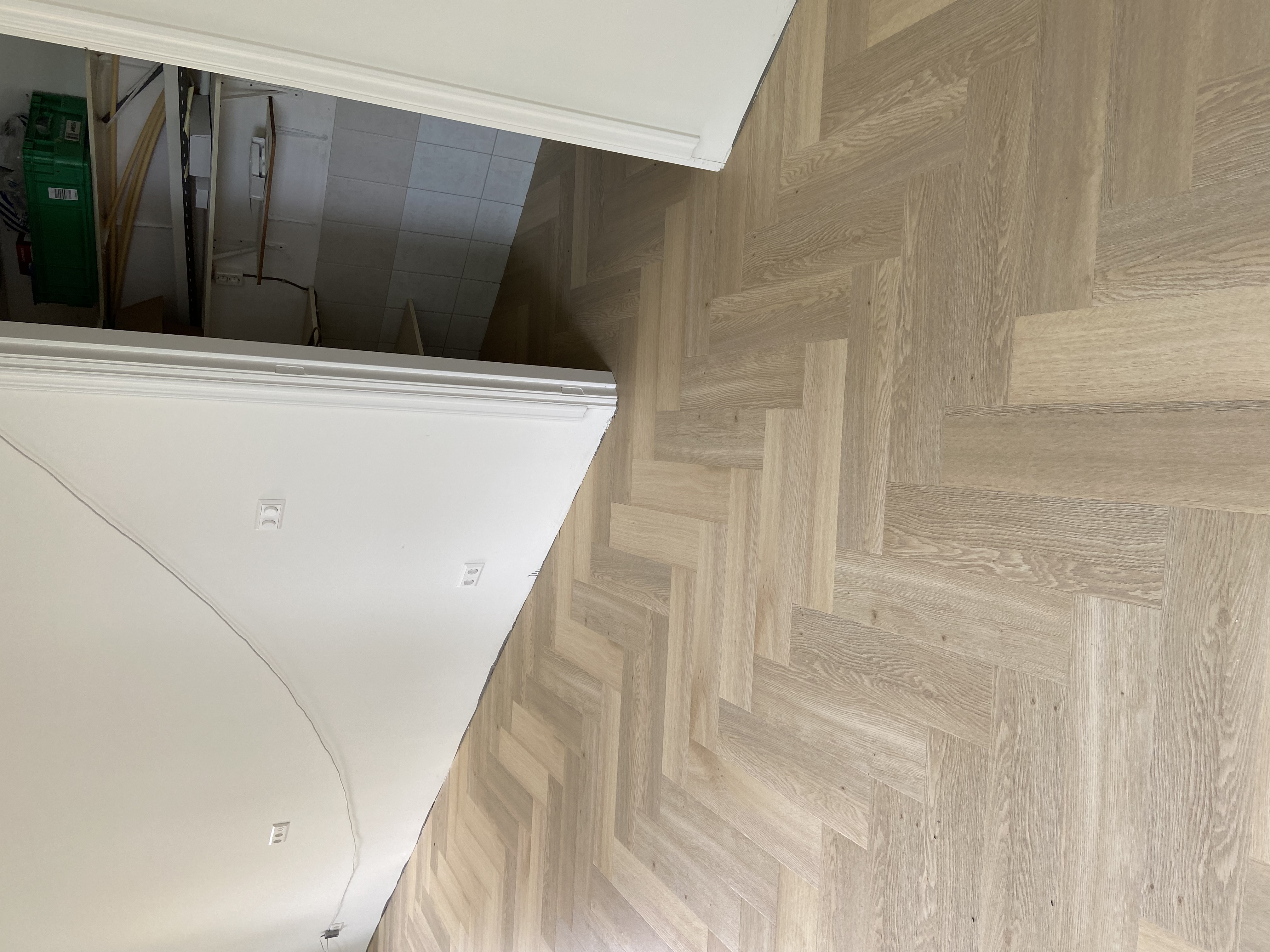 Therdex visgraat vloer in Montfoort