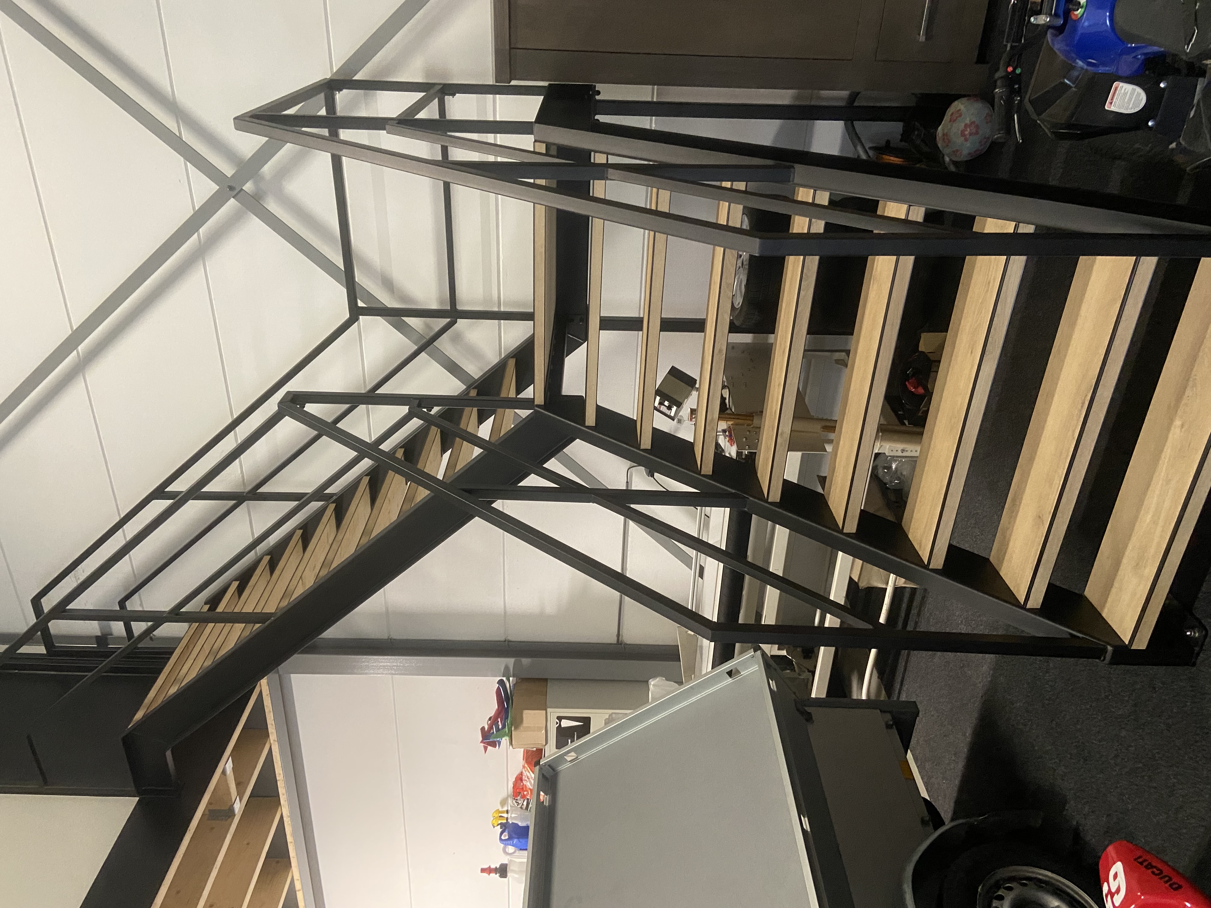 Pvc in kantine gelegd in Hongaarse punt