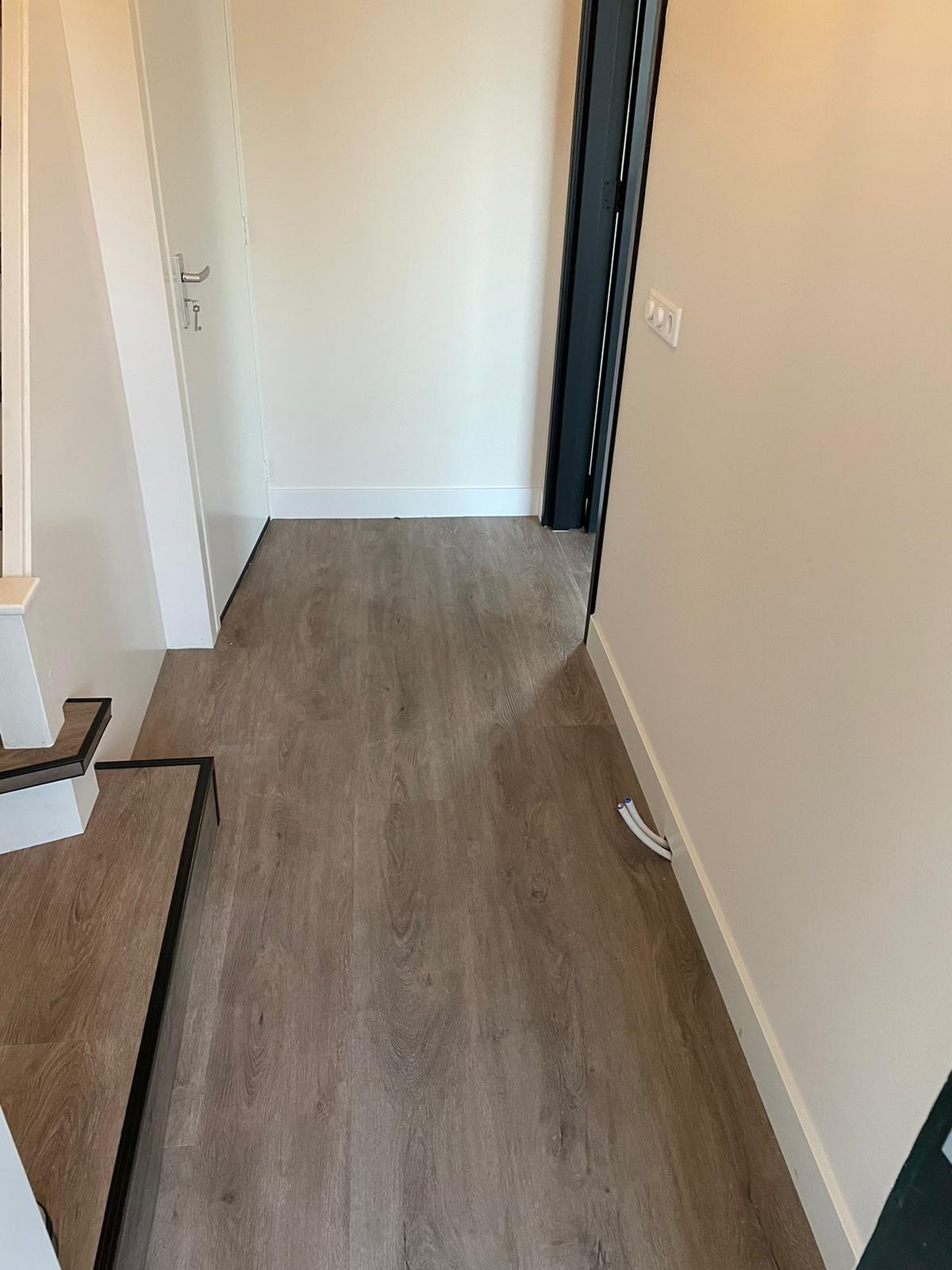 Woning en trap met pvc bekleed.