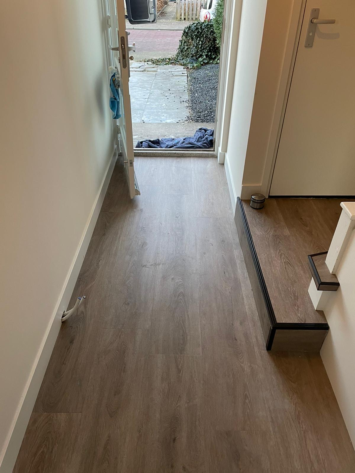 Woning en trap met pvc bekleed.