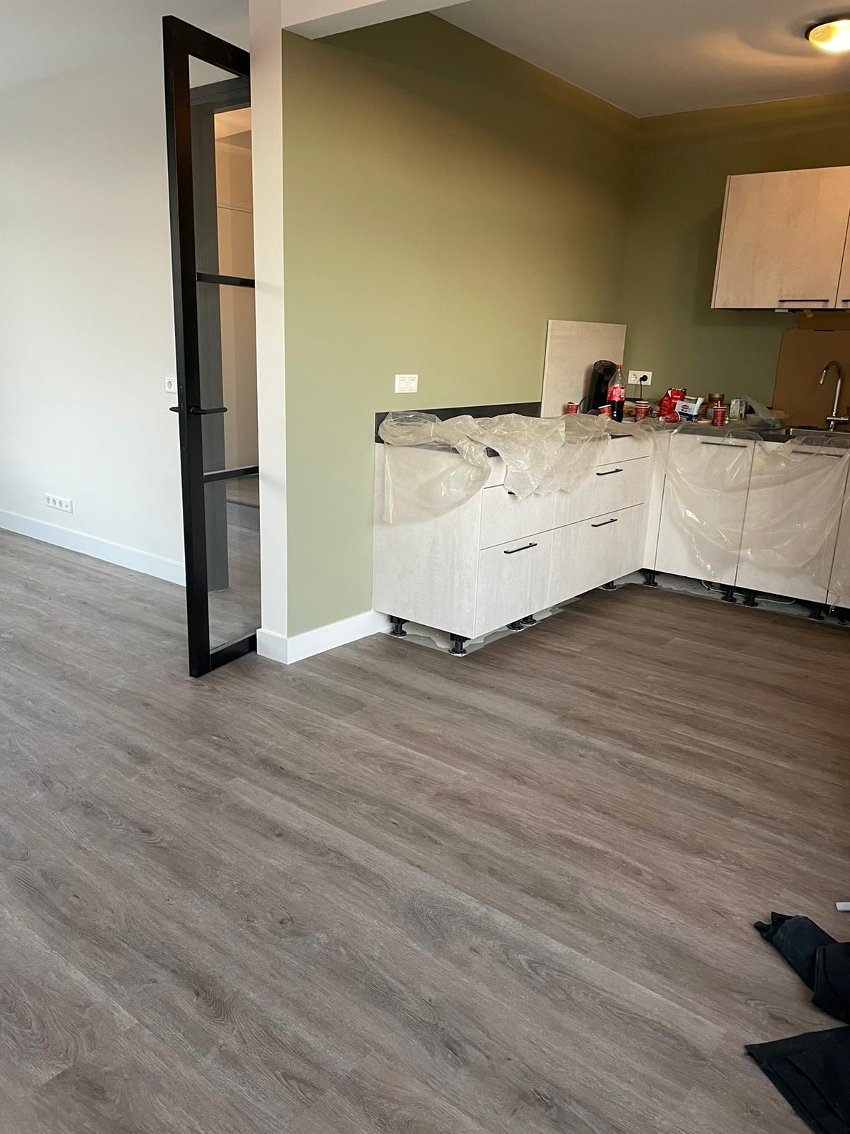 Woning en trap met pvc bekleed.