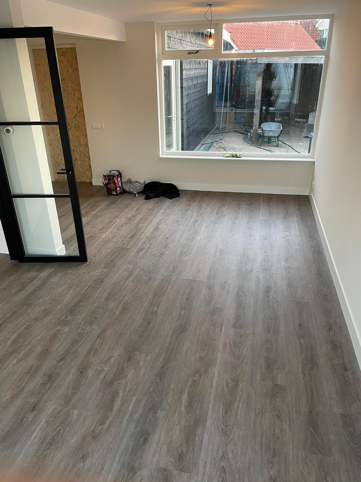 Woning en trap met pvc bekleed.