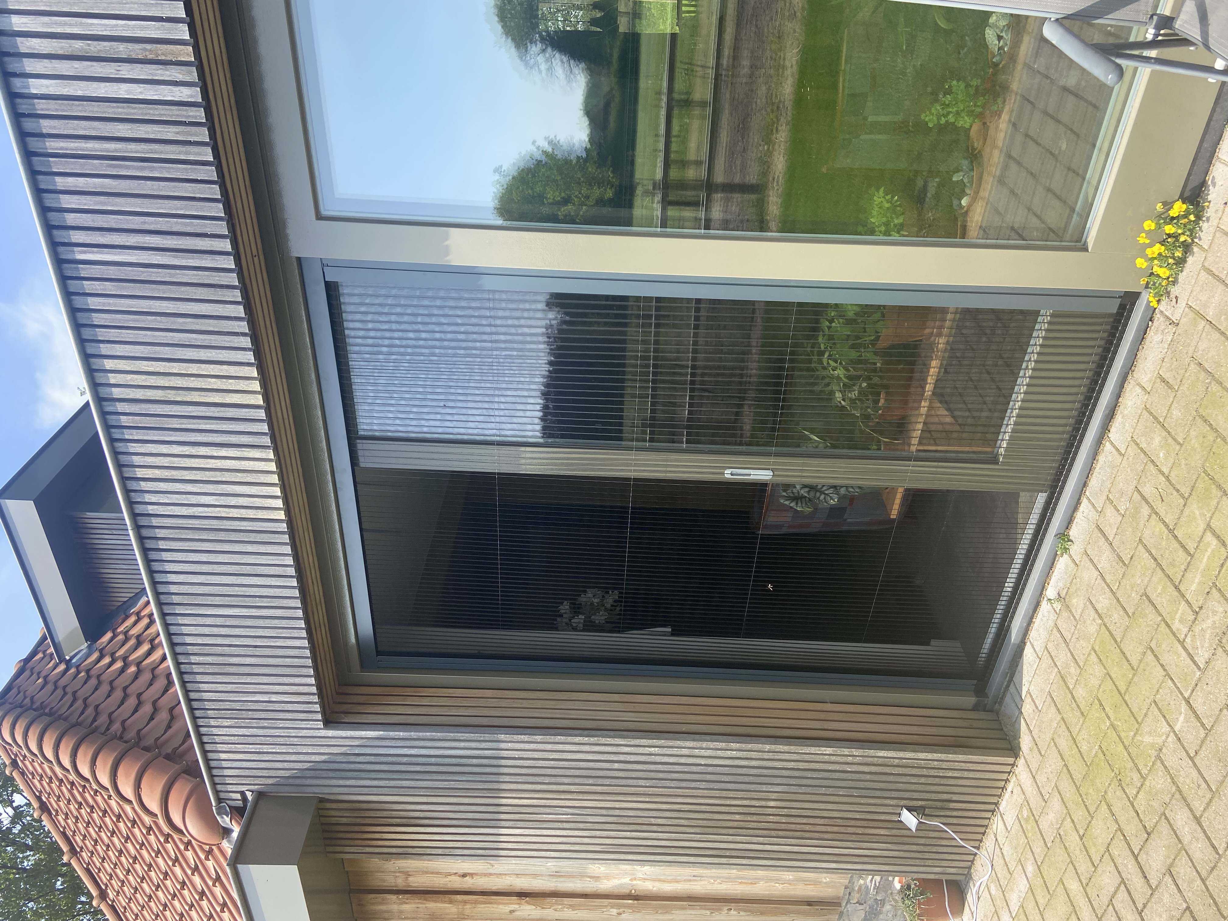 Screen en plissé hordeur gemonteerd