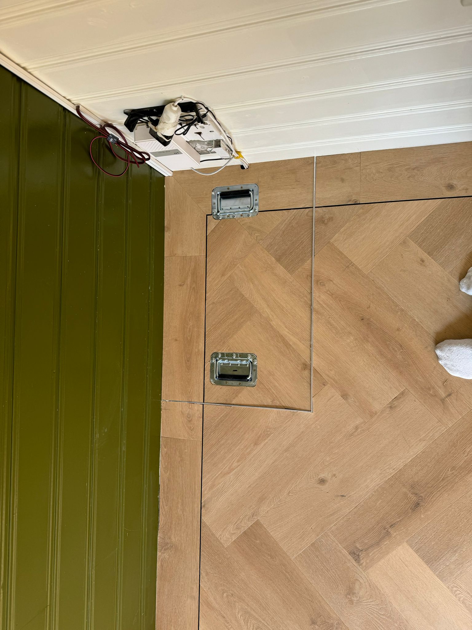 Pvc visgraat vloer met band en bies