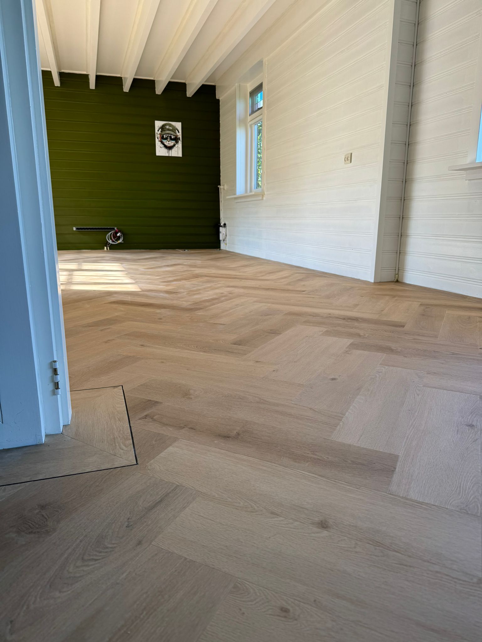 Pvc visgraat vloer met band en bies