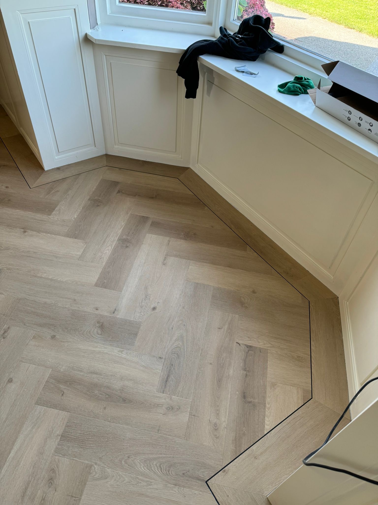 Pvc visgraat vloer met band en bies