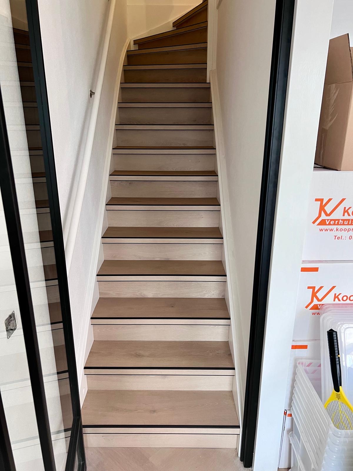 Trappen met pvc bekleed in Assen