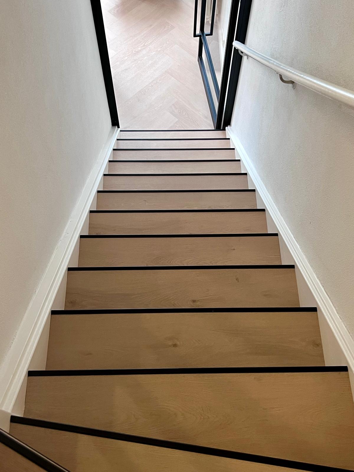 Trappen met pvc bekleed in Assen