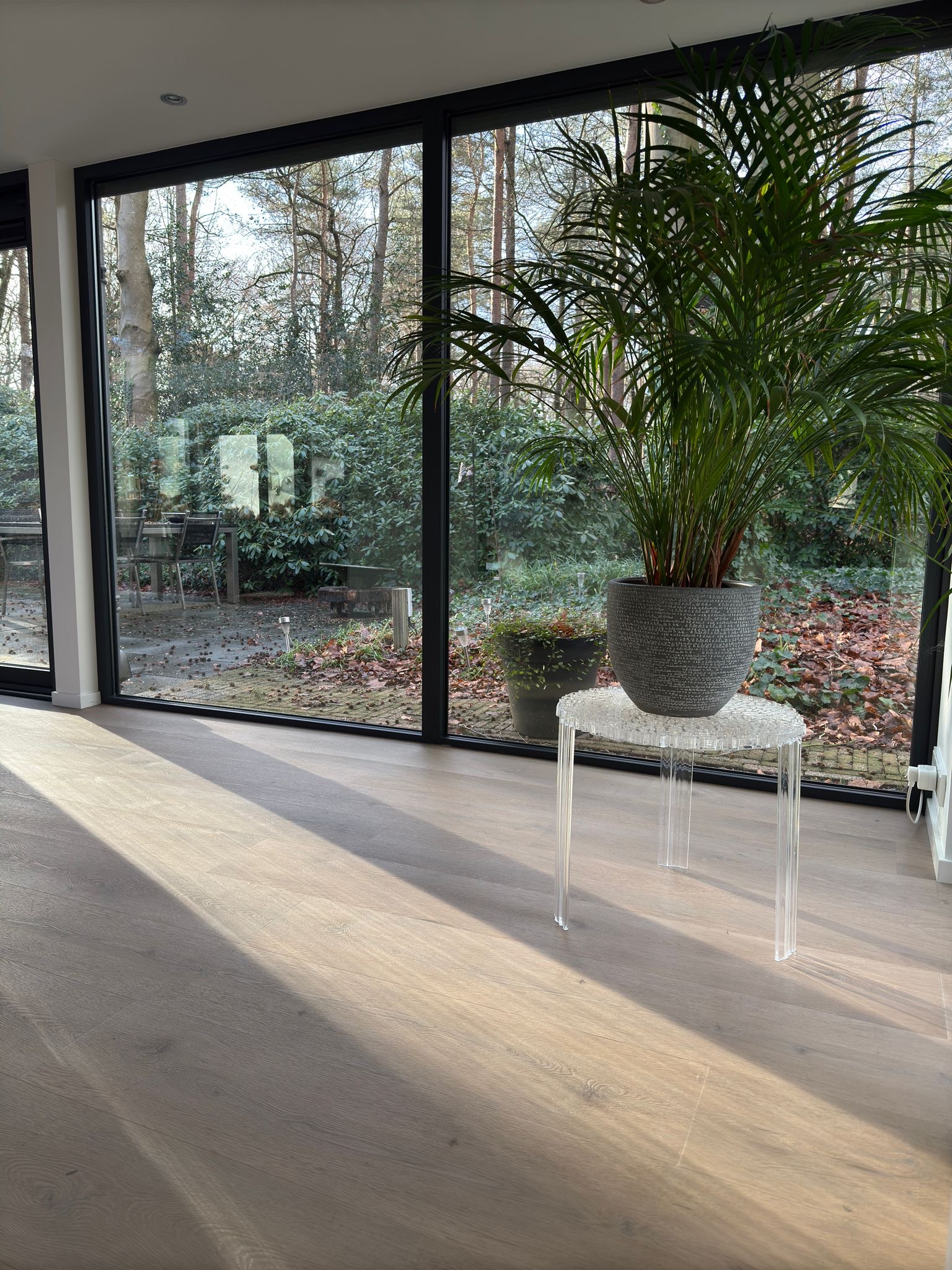 Pvc vloer over een gietvloer gelegd