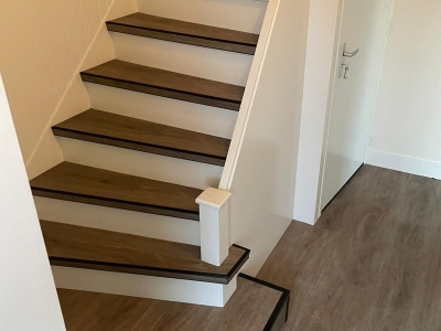 Woning en trap met pvc bekleed.